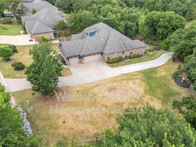 Foto del edificio - 8651 Overlook Dr