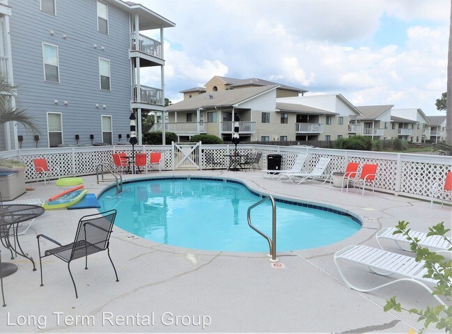 Building Photo - 2 br, 2 bath House - 25955 Canal Road #112