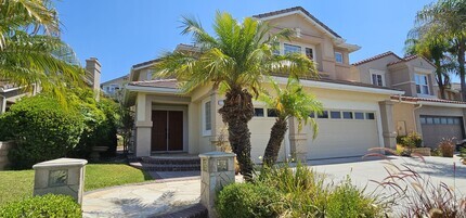 Building Photo - 27786 Country Lane Rd
