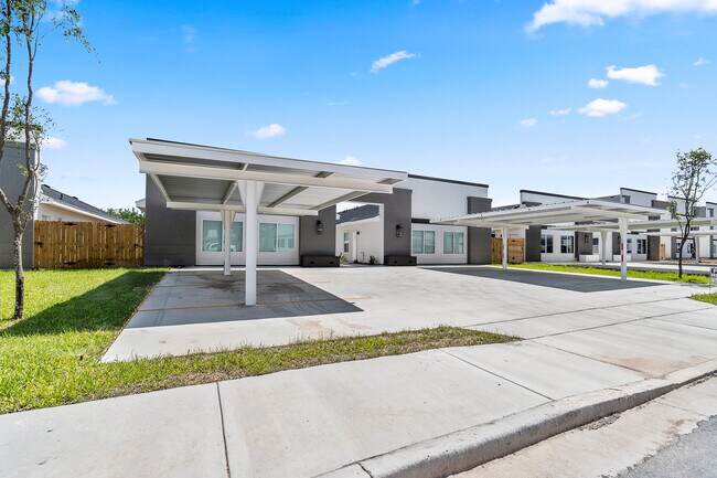 Foto del edificio - 3506 S Dominique Dr