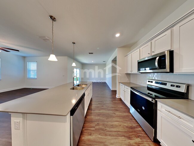 Foto del edificio - 33853 Widman Way