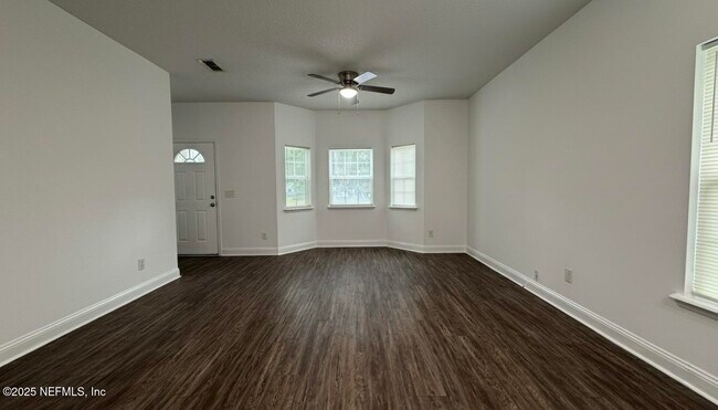 Foto del edificio - 6625 Osceola St