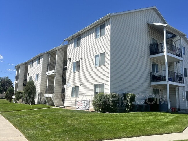 Building Photo - 4988 W 4850 S