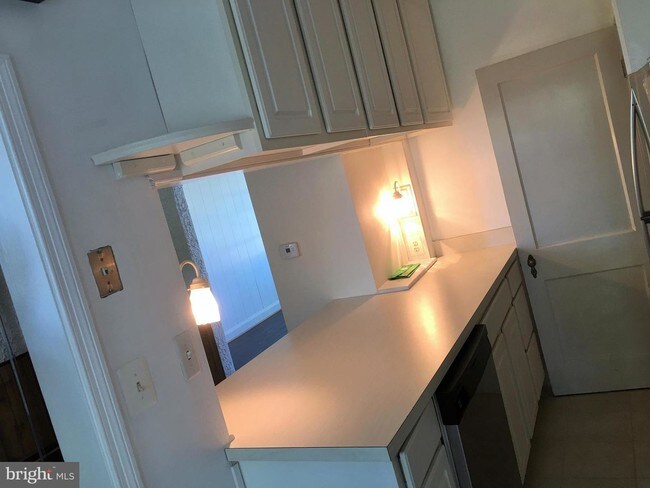 Foto del edificio - 842 Braeside Rd