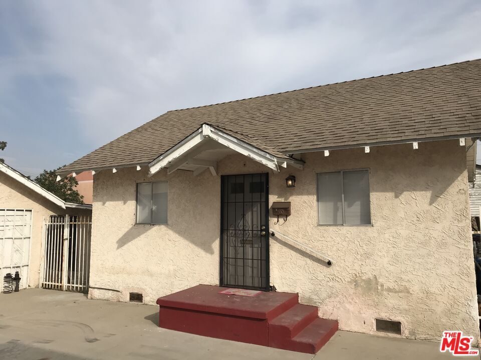 Primary Photo - 335 E Regent St