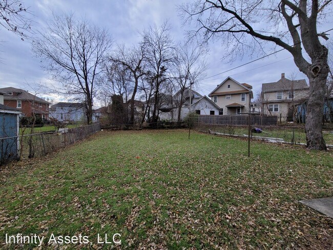 Foto del edificio - 3 br, 1 bath House - 712 Napoleon St