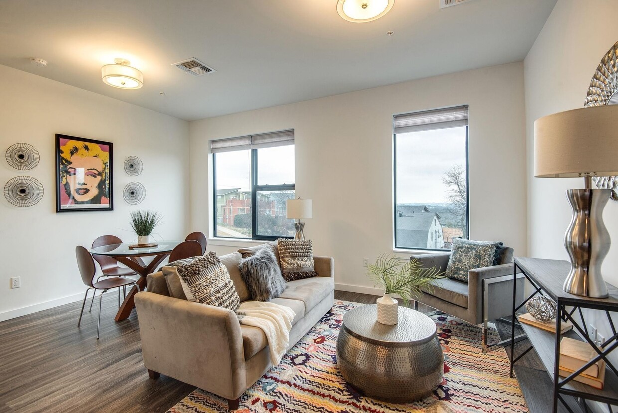 Photo - 1900 12th Ave S (Nashville, TN)