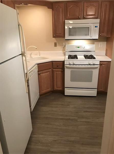 Foto del edificio - 610 Maple Ln