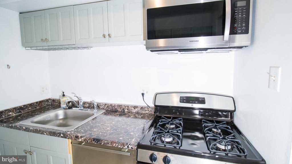 Foto principal - 11602 Vantage Hill Rd