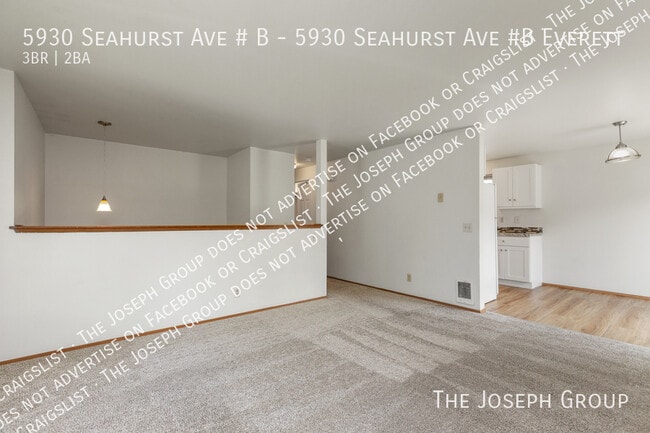 Building Photo - 5930 Seahurst Ave