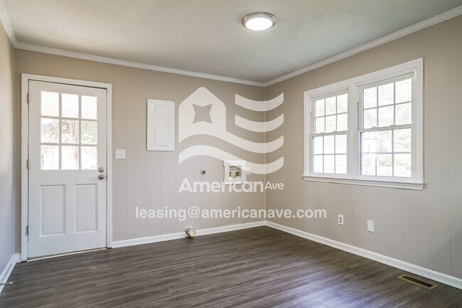 Foto del edificio - 7429 Buck Rd