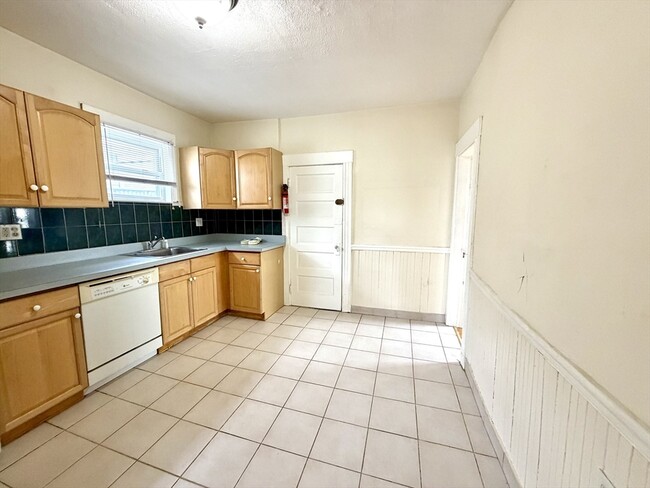 Building Photo - 8 Berkeley St