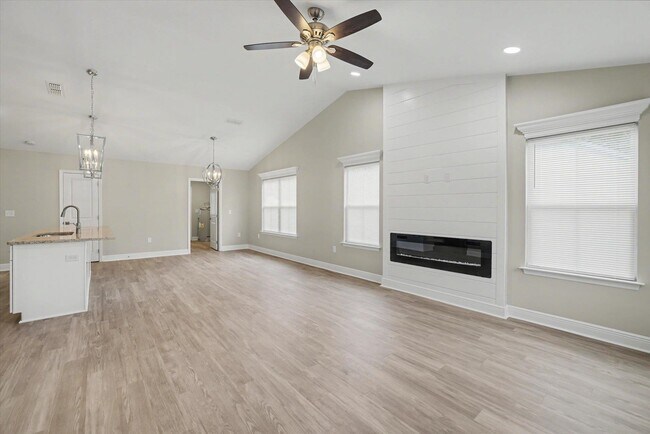 Foto del edificio - 37 Haida Trail