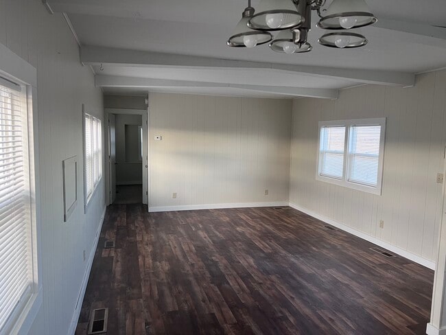 Building Photo - 446 Road 11