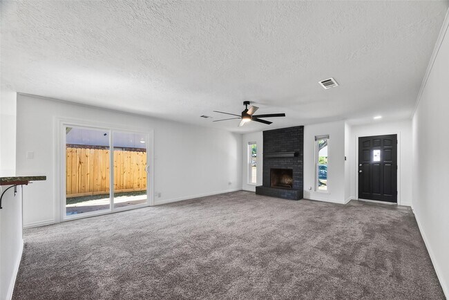 Foto del edificio - 4311 Townes Forest Rd