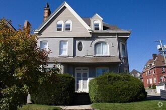 Building Photo - 300 Stratford Ave