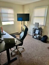 Building Photo - 117 Honness Ln