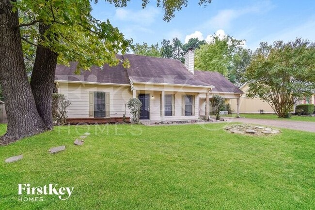 Building Photo - 6375 Treadway Trail