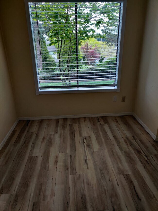 Foto del edificio - Cozy 1 bedroom in the heart of Kingsgate neighborhood