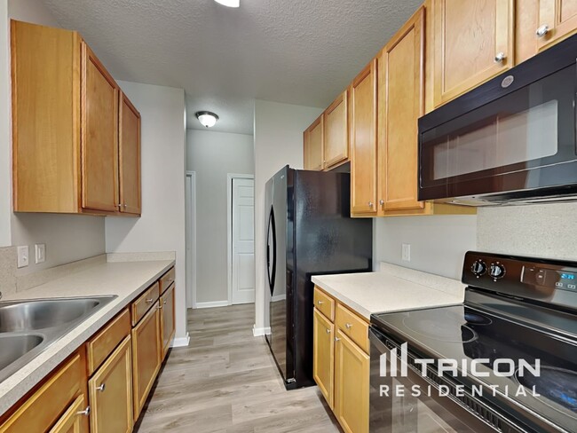 Building Photo - 95128 Cypress Trail