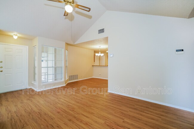 Foto del edificio - 802 Meadow Gate