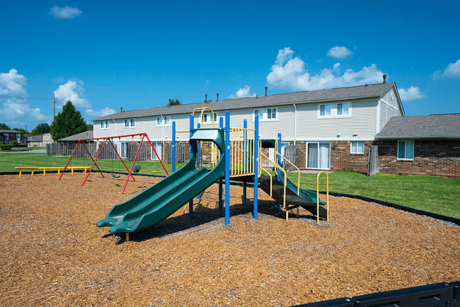 Building Photo - Colonial Village Apartments