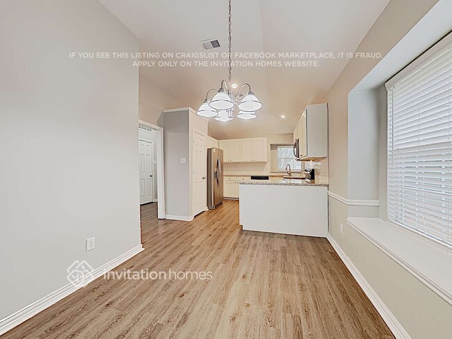Foto del edificio - 8490 Hidden Spring Dr