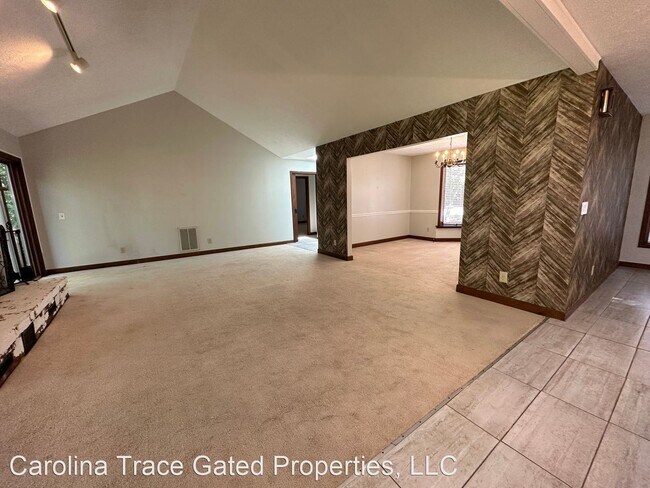 Foto del edificio - 3 br, 2 bath House - 5055 Bluebird Drive
