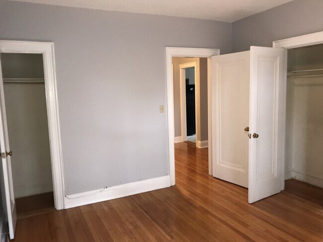 Foto del edificio - 145 Englewood Ave