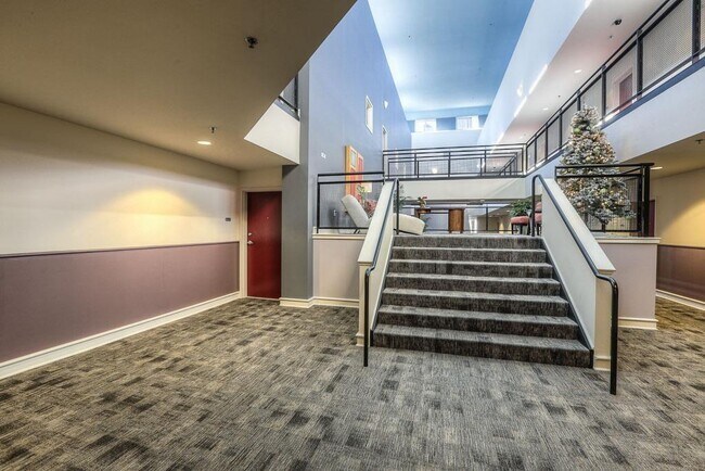 Building Photo - 3311 Yupon St
