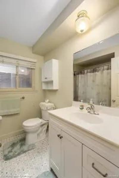 Building Photo - 44284 Suffolk Ct