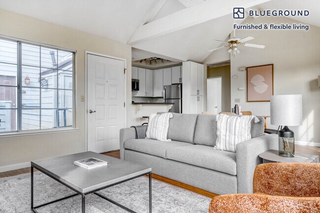 Foto del edificio - 643 Pinrail Ln