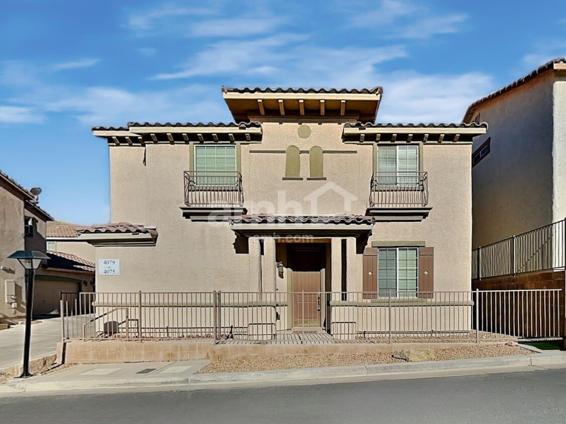 Foto principal - 4079 Sparrow Rock St