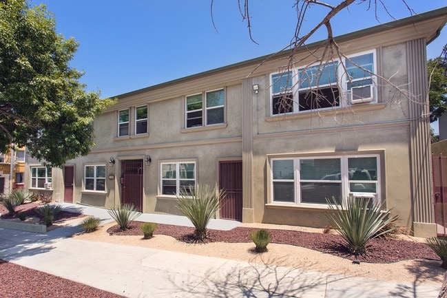 Building Photo - MMR - 1433 Miramar