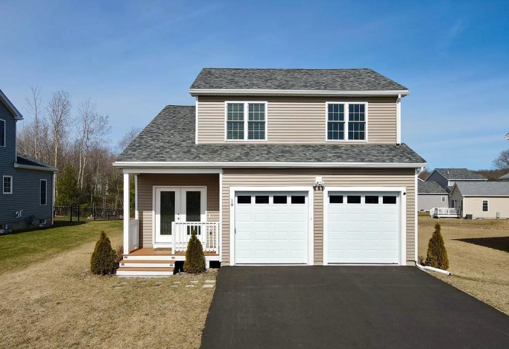 18 Candlelight Ln, Bellingham, MA 02019 House Rental in Bellingham