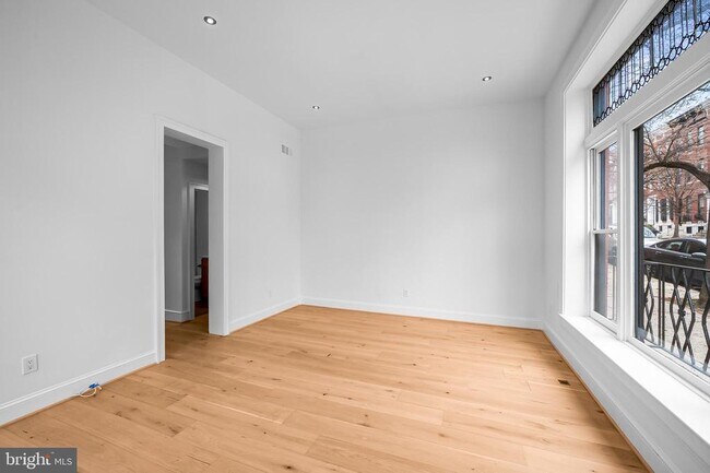 Foto del edificio - 1200 Bolton St
