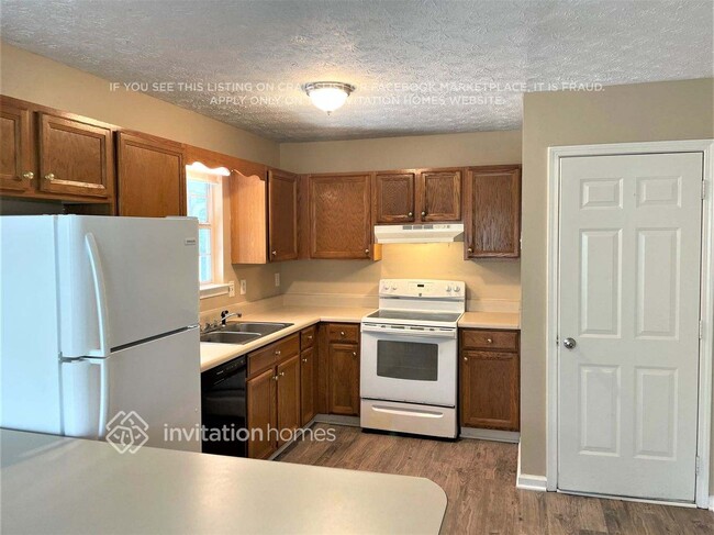 Building Photo - 45 Lady Morgan Ln