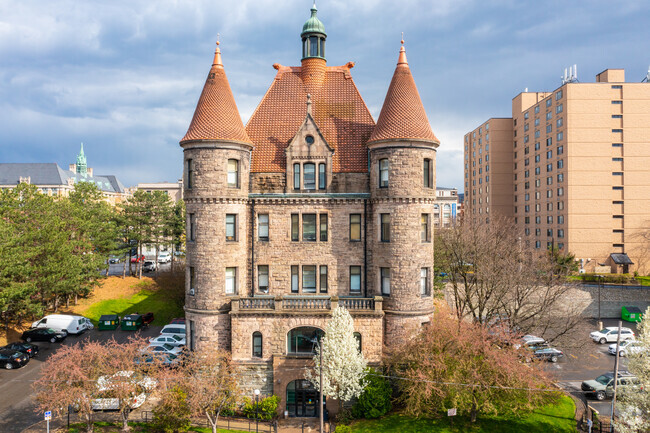 View Along Wyoming Avenue - Finch Towers