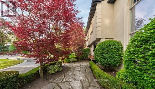 Photo du bâtiment - 126 Babcombe Dr