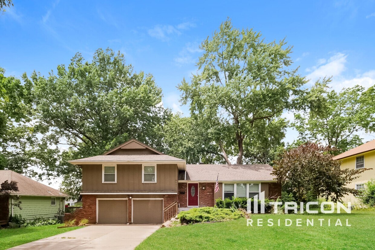 Foto principal - 9420 Hardy St