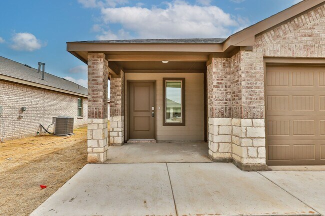 Building Photo - Recently Built in Cooper District!