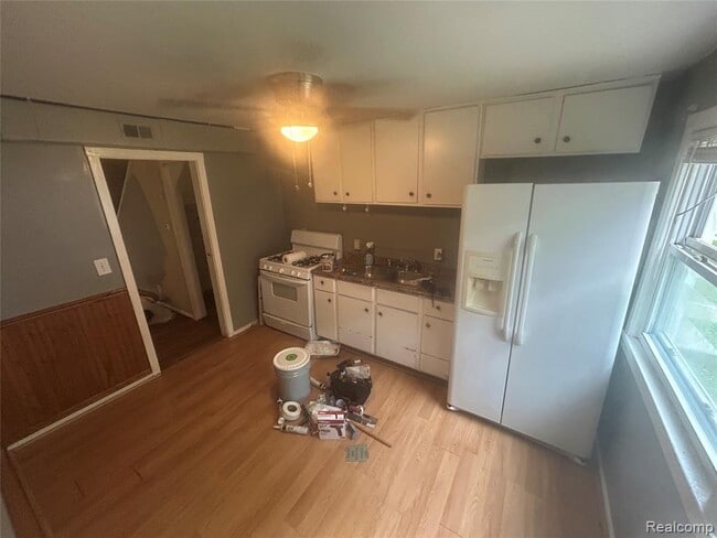 Foto del edificio - 33314 Belding Ct