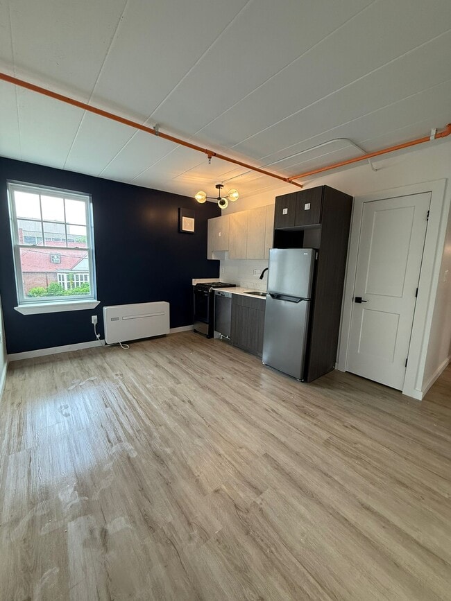 Building Photo - The Lofts on Mack