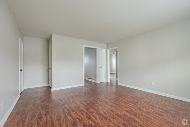2BR, 2BA - 1000SF - Casa Della Apartments