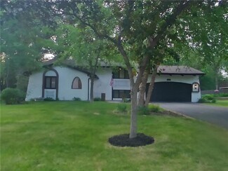 Building Photo - 12911 Overlook Rd