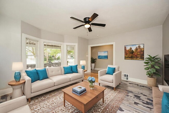 Foto del edificio - 4014 Cypress Ave