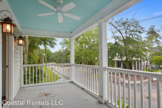 Building Photo - 3 br, 3.5 bath House - 18 Pritchard Street