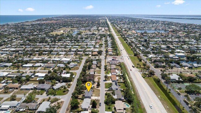 Building Photo - 160 Melaleuca Dr