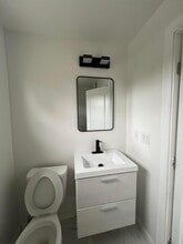 Building Photo - 50 N Hampton Rd