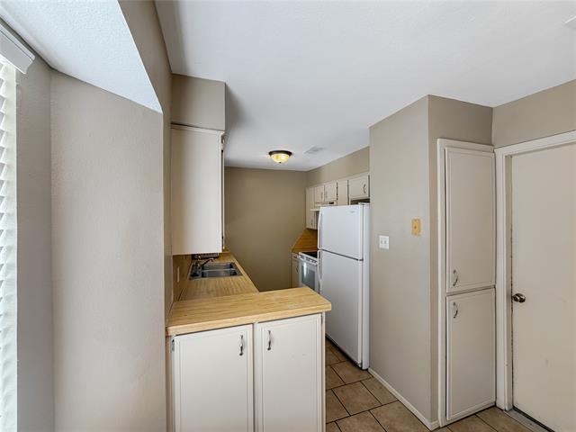 Building Photo - 4325 Beall Blvd